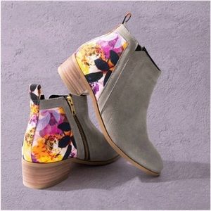 Inkkas booties size 8 (38) - new with box